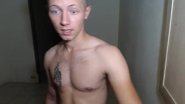 Snapshot of BlondZilla chatting on 11.14.25 BlondZilla online show from 11.14.25