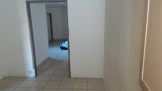 Snapshot of BlondZilla chatting on 12.02.25 BlondZilla online show from 12.02.25