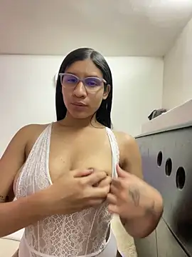 Danny gonza online show from 10.13.25