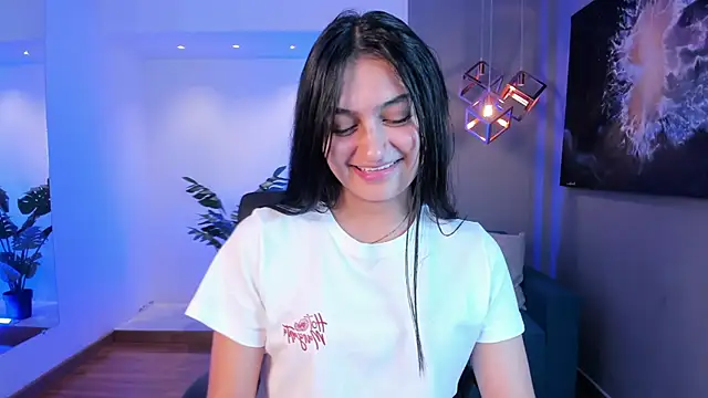 AidaJones online show from 10.07.25