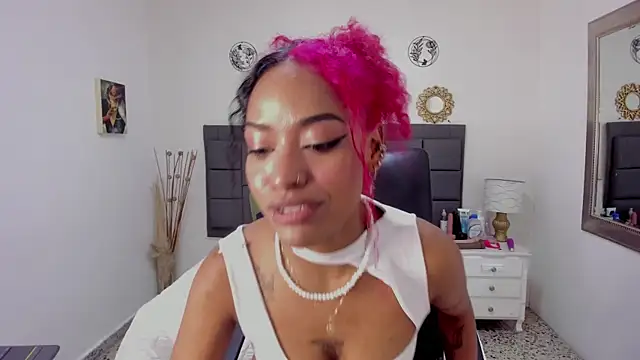 summer williams18 online show from 12.05.25