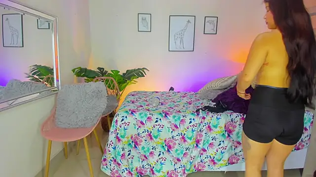 Snapshot of LusyKitty chatting on 09.23.25 LusyKitty online show from 09.23.25