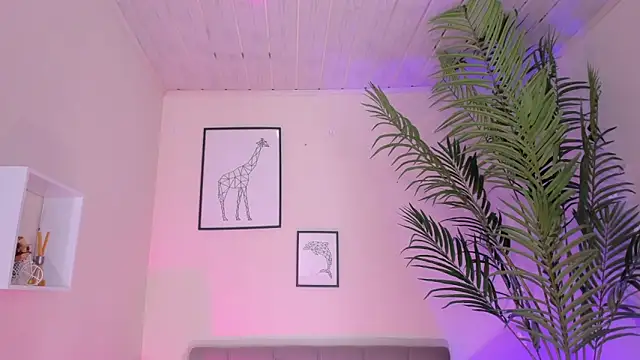 Snapshot of LusyKitty chatting on 10.30.25 LusyKitty online show from 10.30.25