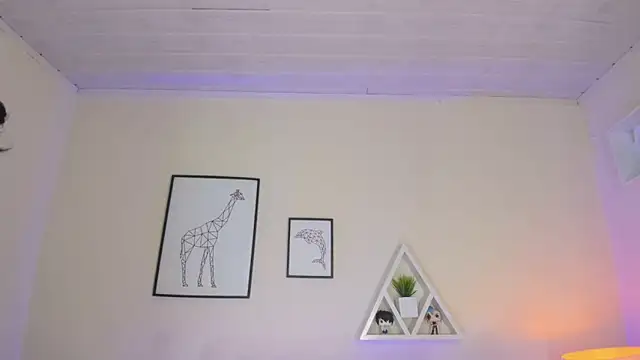 Snapshot of LusyKitty chatting on 11.05.25 LusyKitty online show from 11.05.25