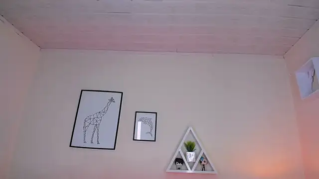 Snapshot of LusyKitty chatting on 11.11.25 LusyKitty online show from 11.11.25