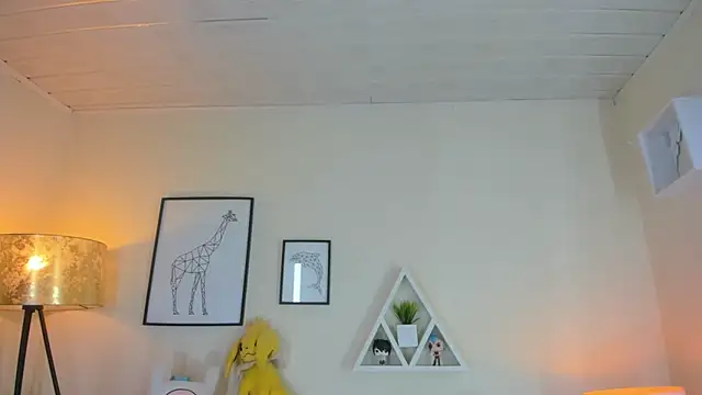 Snapshot of LusyKitty chatting on 12.16.25 LusyKitty online show from 12.16.25