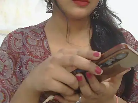 POOJA 199 online show from 11.05.25