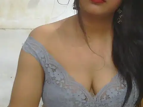 POOJA 199 online show from 11.09.25