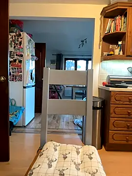 Snapshot of Charleigh_xx chatting on 11.13.25 Charleigh xx online show from 11.13.25