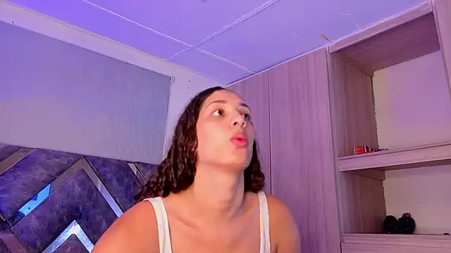 candice777 online show from 11.25.25