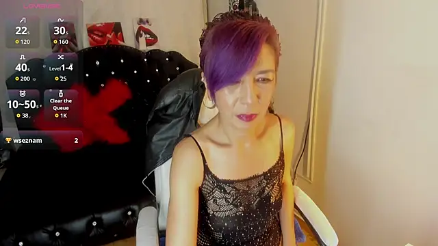 Snapshot of Trinityy__ chatting on 09.12.25 Trinityy online show from 09.12.25