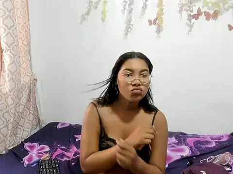 Liana hot12 online show from 06.19.26