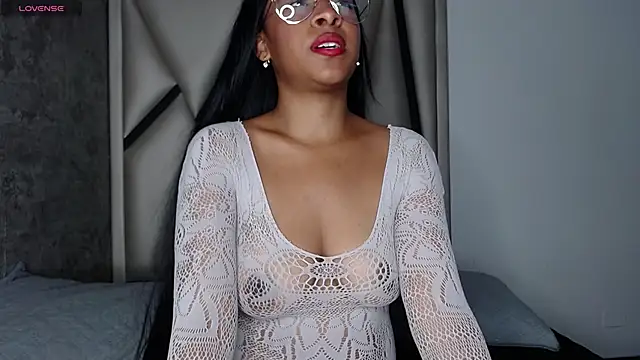 Euphoria 07 online show from 12.14.25