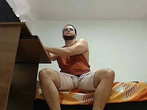 cloudsxxx online show from 05.02.26