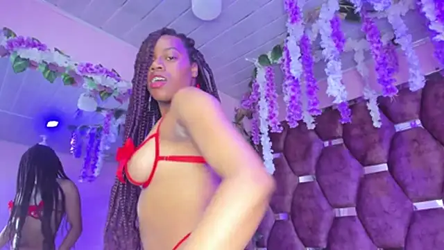 Thiana Taylor online show from 12.16.25