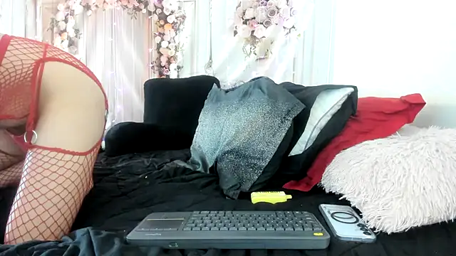 Snapshot of JazminSteele chatting on 02.05.26 JazminSteele online show from 02.05.26