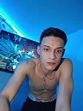 Snapshot of Ethanho0t chatting on 11.15.25 Ethanho0t online show from 11.15.25