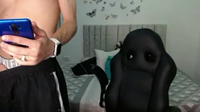 Snapshot of Ethanho0t chatting on 01.07.26 Ethanho0t online show from 01.07.26