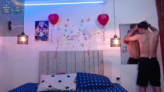 Snapshot of Ethanho0t chatting on 02.19.26 Ethanho0t online show from 02.19.26