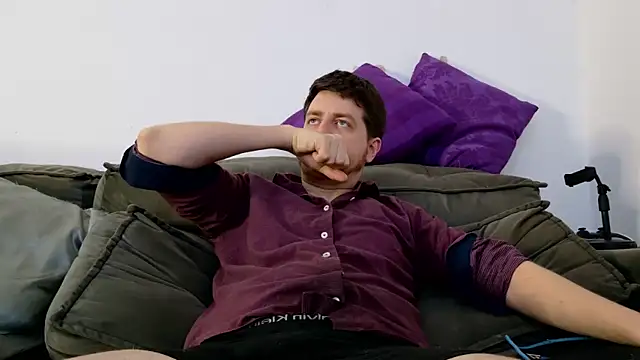 Snapshot of aaron_nvk chatting on 10.21.25 aaron nvk online show from 10.21.25