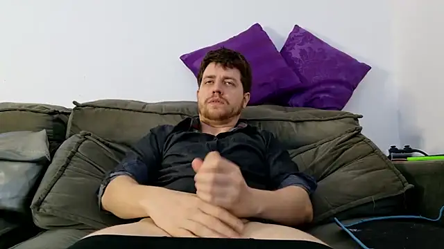 Snapshot of aaron_nvk chatting on 10.26.25 aaron nvk online show from 10.26.25