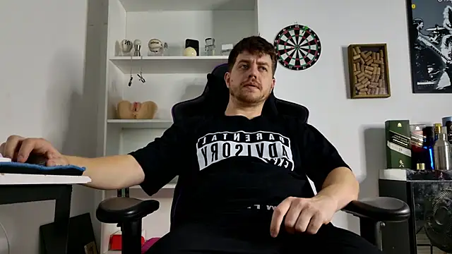 Snapshot of aaron_nvk chatting on 02.03.26 aaron nvk online show from 02.03.26