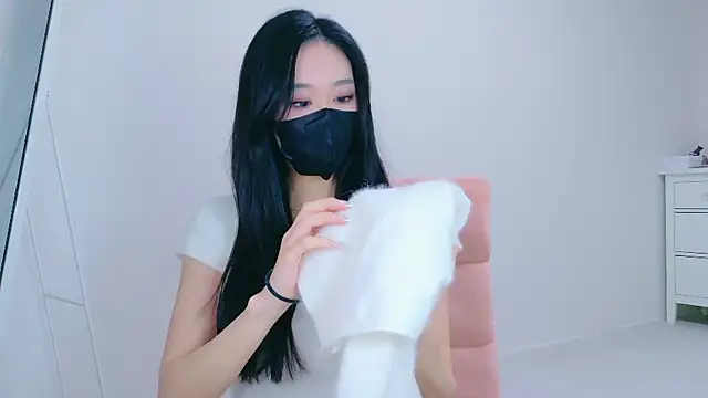 Snapshot of ramuchan_desu chatting on 11.10.25 ramuchan desu online show from 11.10.25