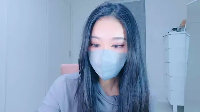 Snapshot of ramuchan_desu chatting on 12.02.25 ramuchan desu online show from 12.02.25