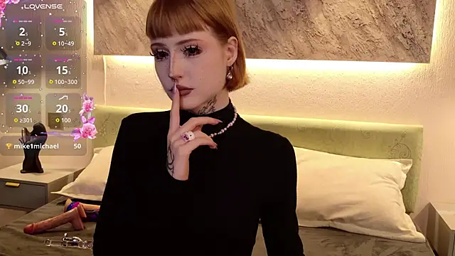 Snapshot of MilkMeSoftly chatting on 12.20.25 MilkMeSoftly online show from 12.20.25