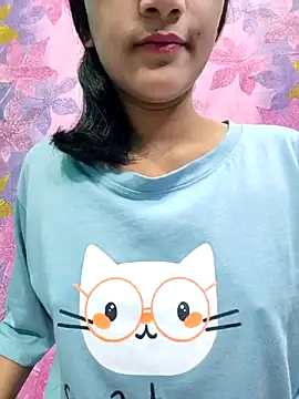 Snapshot of MariaEva69 chatting on 10.23.25 MariaEva69 online show from 10.23.25