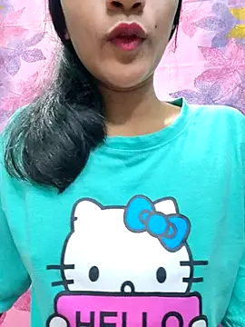 Snapshot of MariaEva69 chatting on 11.18.25 MariaEva69 online show from 11.18.25