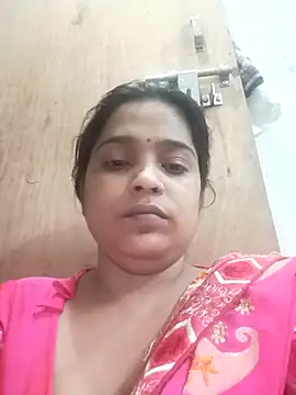 Snapshot of Trisha_71 chatting on 09.16.25 Trisha 71 online show from 09.16.25