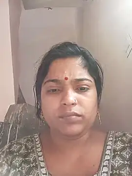 Snapshot of Trisha_71 chatting on 10.26.25 Trisha 71 online show from 10.26.25