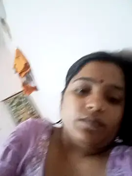 Snapshot of Trisha_71 chatting on 10.26.25 Trisha 71 online show from 10.26.25