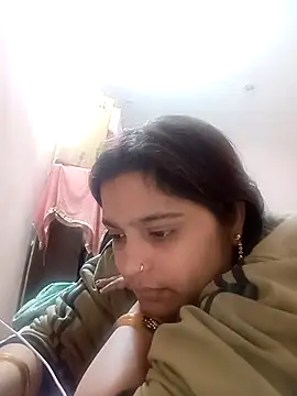 Snapshot of Trisha_71 chatting on 11.15.25 Trisha 71 online show from 11.15.25