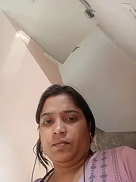 Snapshot of Trisha_71 chatting on 11.24.25 Trisha 71 online show from 11.24.25