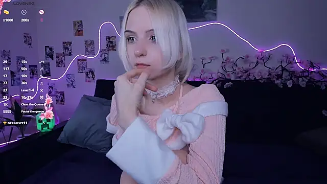 Megan--chan online show from 11.29.25