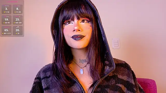 NATASHAA WINZ online show from 11.09.25