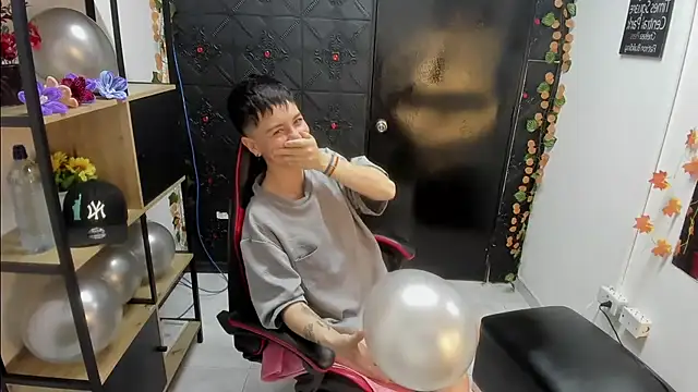 Snapshot of _Hannah_Hot chatting on 03.08.26 Hannah Hot online show from 03.08.26