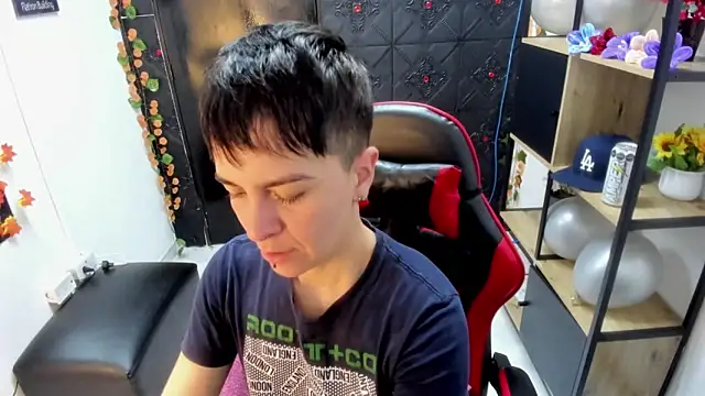 Snapshot of _Hannah_Hot chatting on 03.17.26 Hannah Hot online show from 03.17.26