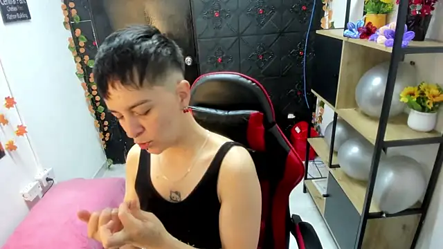 Snapshot of _Hannah_Hot chatting on 03.22.26 Hannah Hot online show from 03.22.26