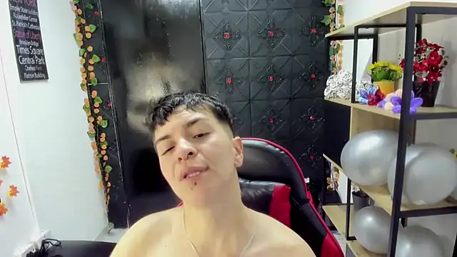 Snapshot of _Hannah_Hot chatting on 03.26.26 Hannah Hot online show from 03.26.26