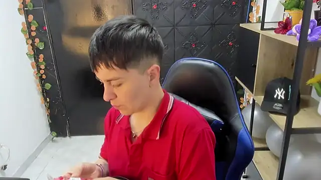 Snapshot of _Hannah_Hot chatting on 03.29.26 Hannah Hot online show from 03.29.26