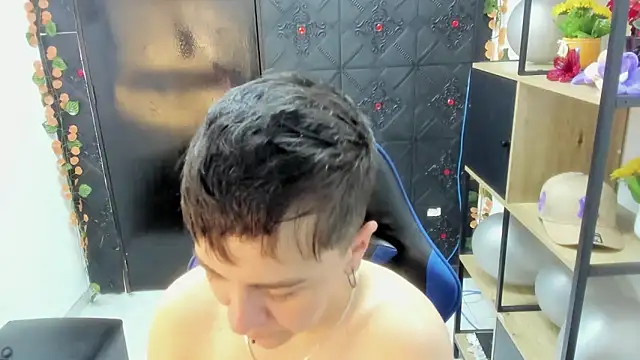 Snapshot of _Hannah_Hot chatting on 03.31.26 Hannah Hot online show from 03.31.26