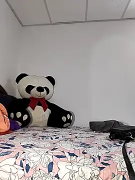 Snapshot of shanell_saenz chatting on 11.18.25 shanell saenz online show from 11.18.25