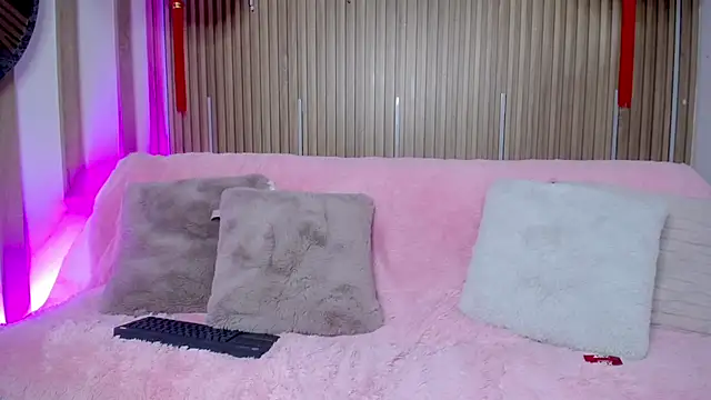 Bonn Glow online show from 03.01.26