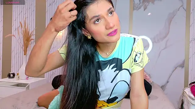 Sweet Mafe online show from 12.23.25