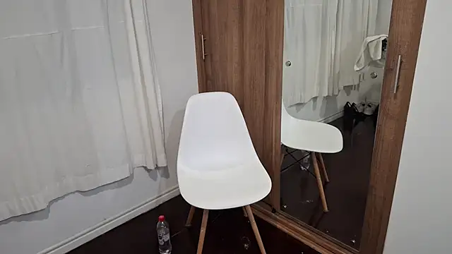 kayleesims  online show from 04.09.26