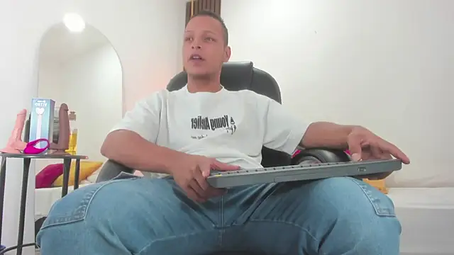 Ricky Owens1 online show from 09.17.25