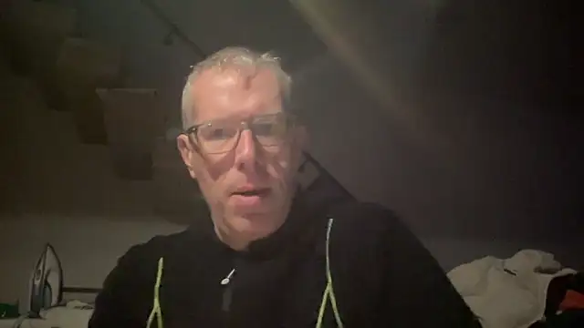 choupipat1 online show from 10.02.25